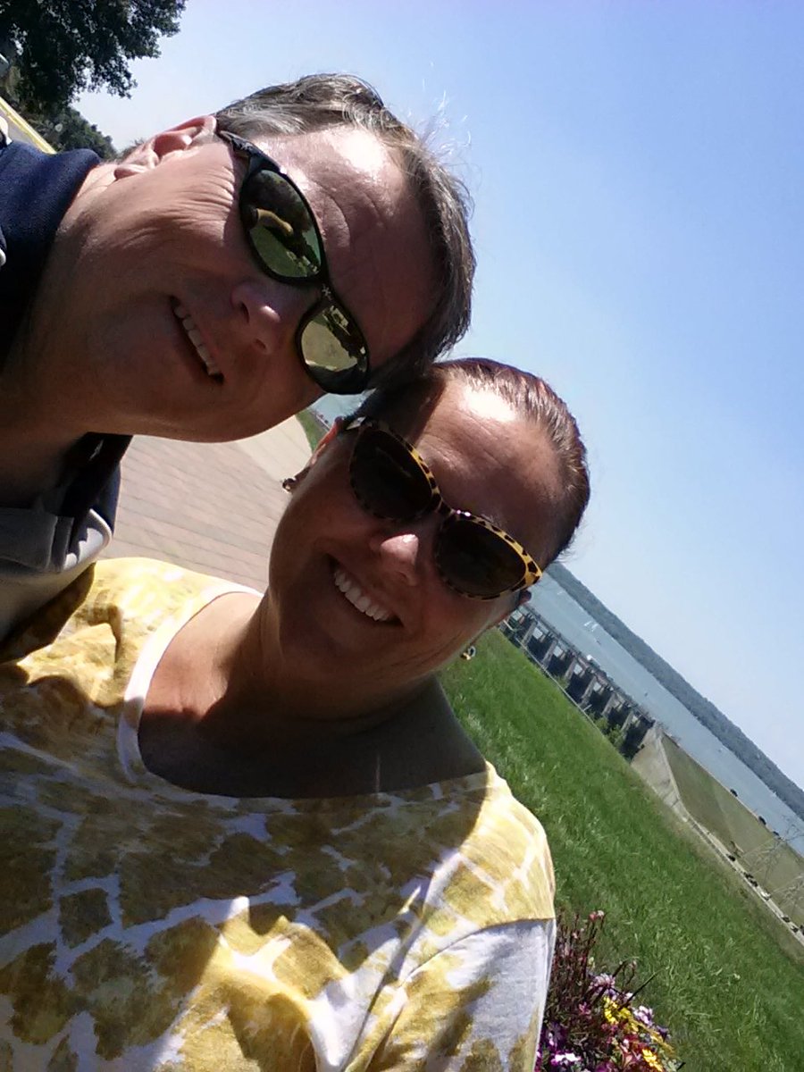 TimSeamanABC9's tweet image. This is why we endure #winter. Lewis and Clark Lake @YanktonSD