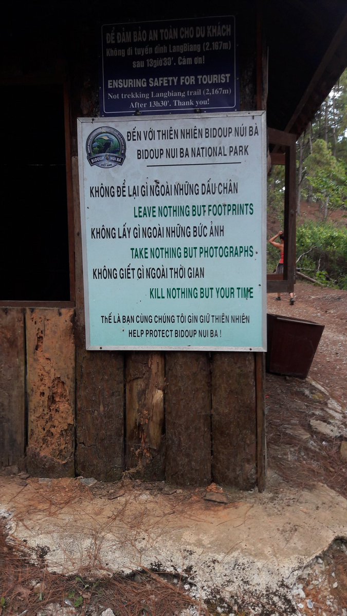 WorldlyNerd's tweet photo. Slight variation on the ol' park service standby.

#Vietnam #Langbiang #DaLat #travel #WorldlyNerd https://t.co/p4W1CAcHQf