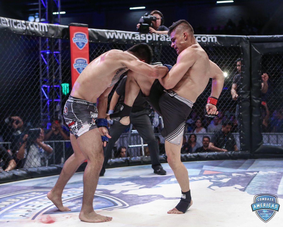 combateglobal's tweet photo. Rodrigo "Kazula" Vargas vs. Danny "The Realist" Ramírez
#Combate15: Mexico City
#Recap https://t.co/1N7qUufx9U