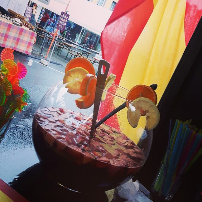 CateringDyM's tweet photo. Kommt nach Kerpen und genießt mit uns Churros, Chorizo und Sangría ! #churros #spanien #kerpen #markt #deutschland #food #köln #cologne https://t.co/Sc7ev7nww6