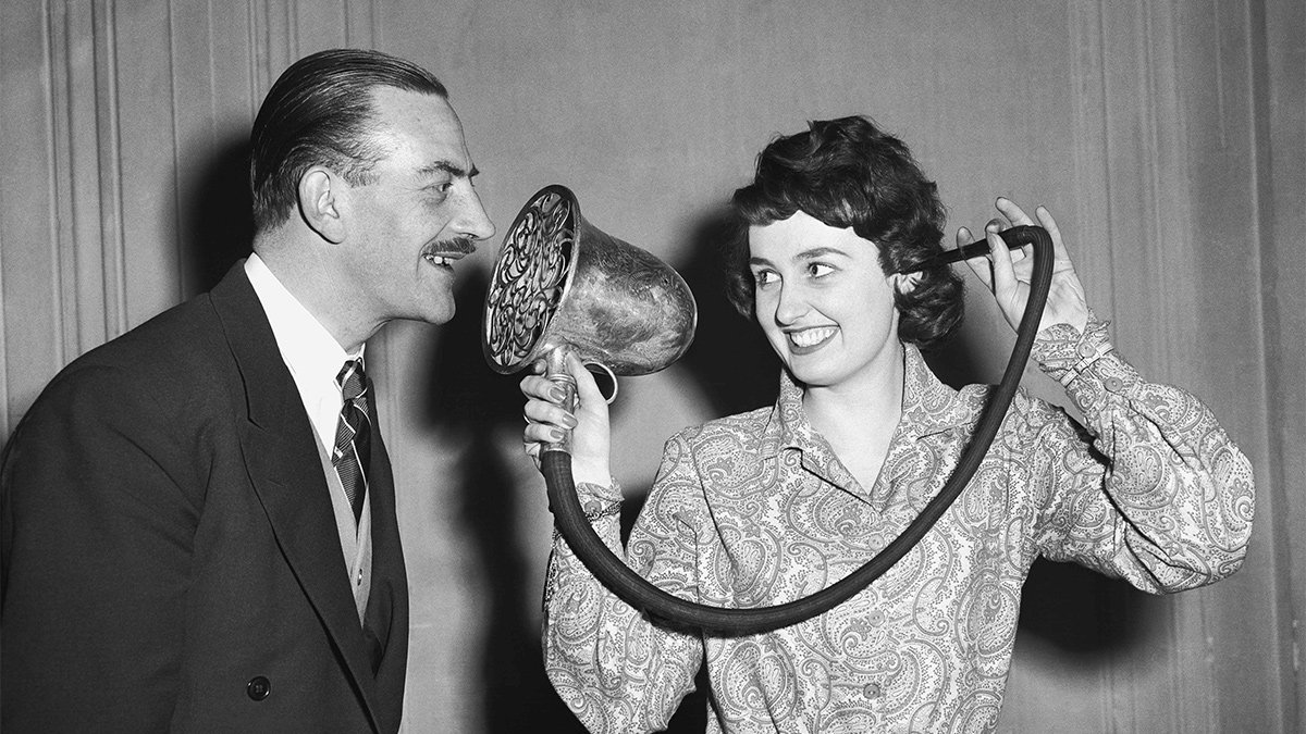 FamousGrey tweet media