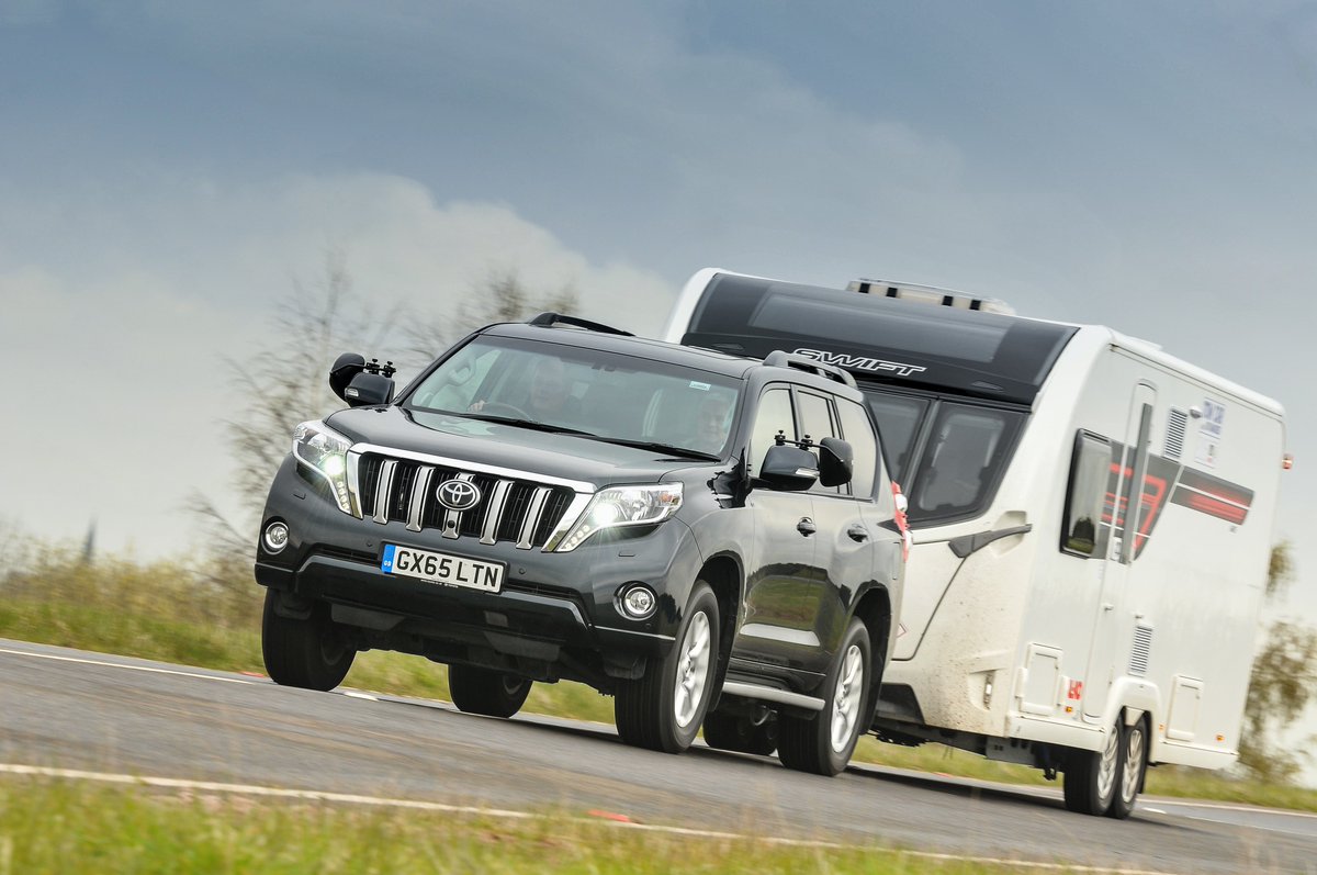 Heading away in your caravan this summer? Take a look at our caravan tyre advice tyresafe.org/tyre-safety/ca…