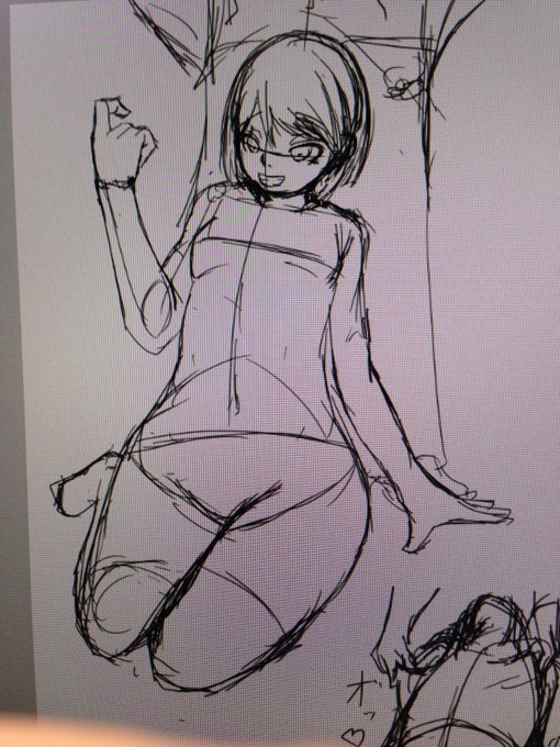 ちょっと前から30秒ドローイングしてボールペンでペン入れやってる 