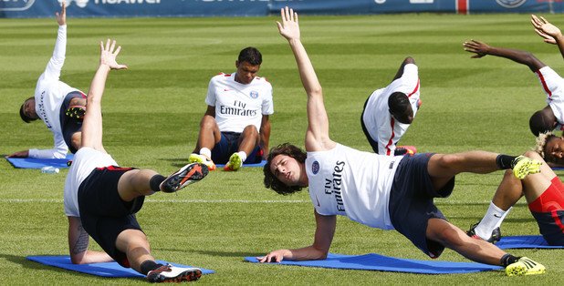 brak2K's tweet photo. Demain je serais en LIVE depuis le Camp des Loges avec @DaXeFiFa et des joueurs du @PSG_inside !
À partir de 12h sur PSG.FR https://t.co/1IlbFtebNN