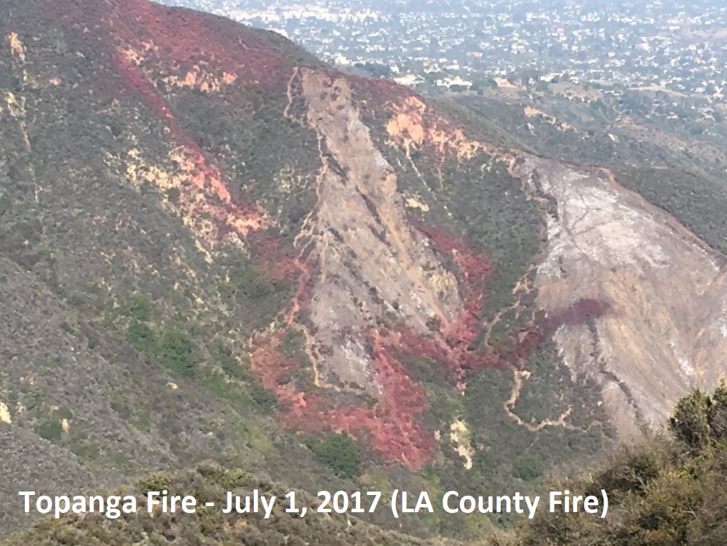 MalibuSafety's tweet photo. FIRE UPDATE @LACo_FD - #TopangaFire near #Malibu 55 acres, 80% contained, Topanga Cyn still closed. #StokesFire in Calabasas 100% contained https://t.co/jLDuaPehry