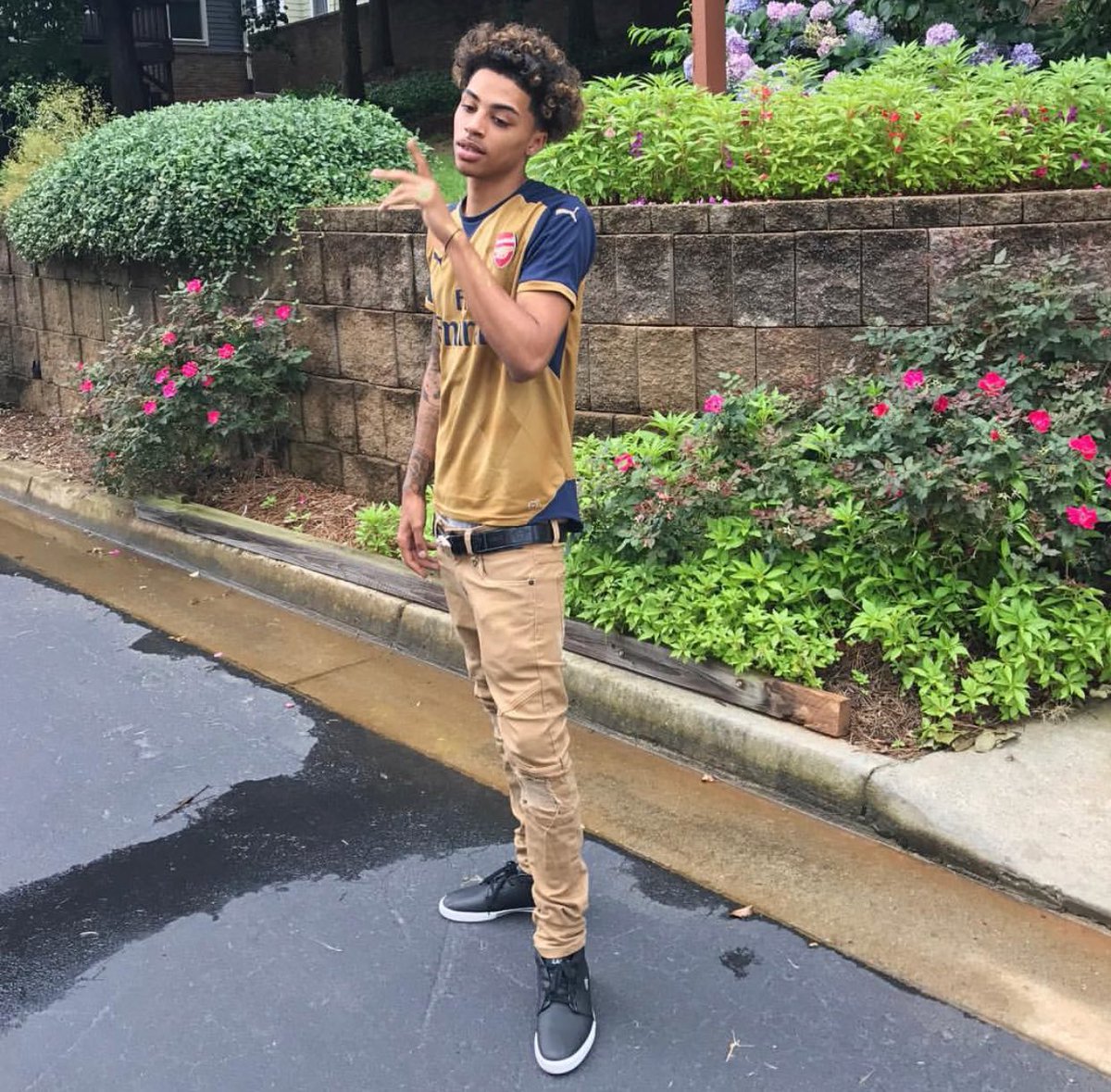 lorelmusic's tweet image. Catch me at the walk #FreeCodeine