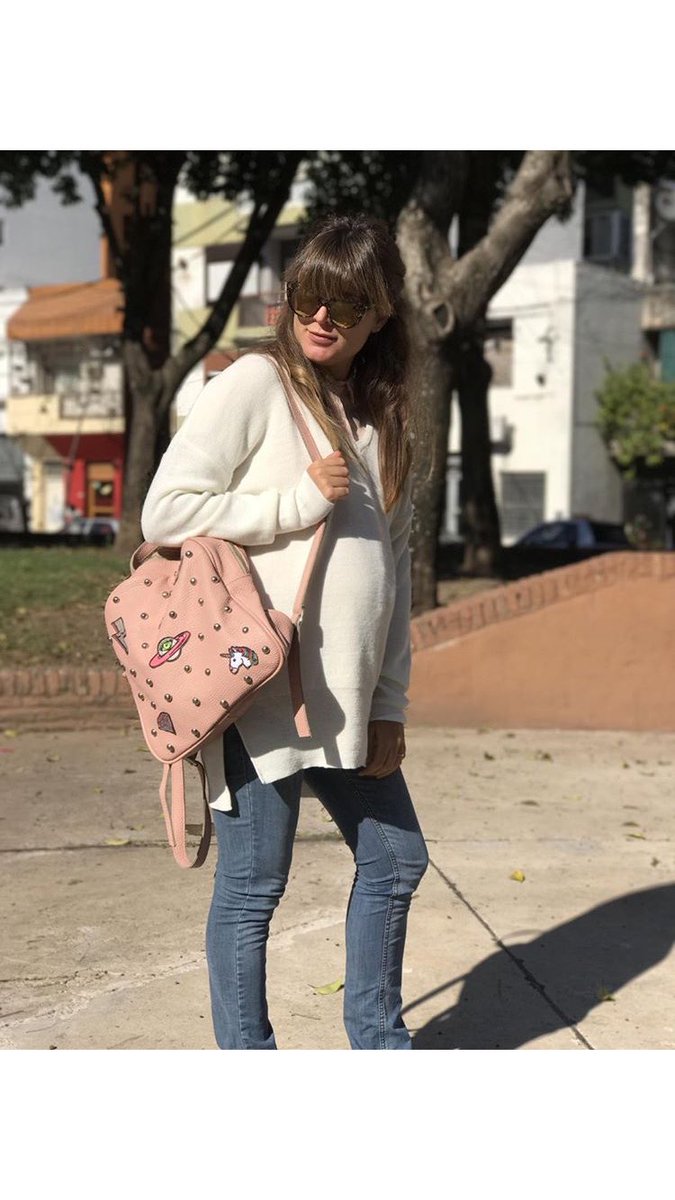 Hiruscarteras's tweet photo. Hermoso Lola de @elroperooff con nuestra Mochila Valentina
➡️SHOWROOM:
✅Miércoles: 16 a 19hs
✅Jueves: 10 a 19hs
✅Viernes:16 a 19hs https://t.co/BFCBWDASuw