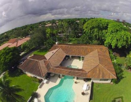 GroveProp3936's tweet photo. A great opportunity to live in a prime neighborhood in Coral Gables! 
This piece of property has so much to offer -> https://t.co/ceGGwH5VcT https://t.co/xt1VNACL8f