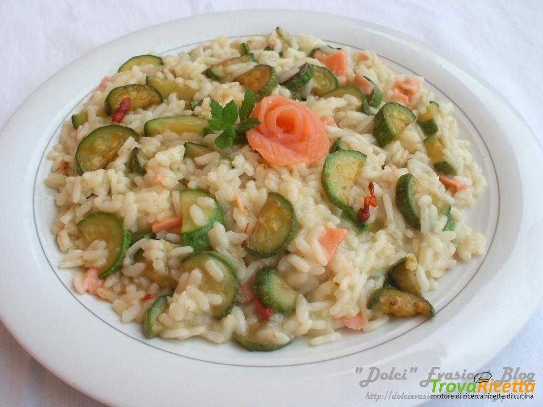 trovaricetta's tweet photo. Risotto  alle Zucchine e Salmone Affumicato
Ricetta qui: https://t.co/fkBmfNa4sQ
 #ricette #food https://t.co/0ydLeE5FC7