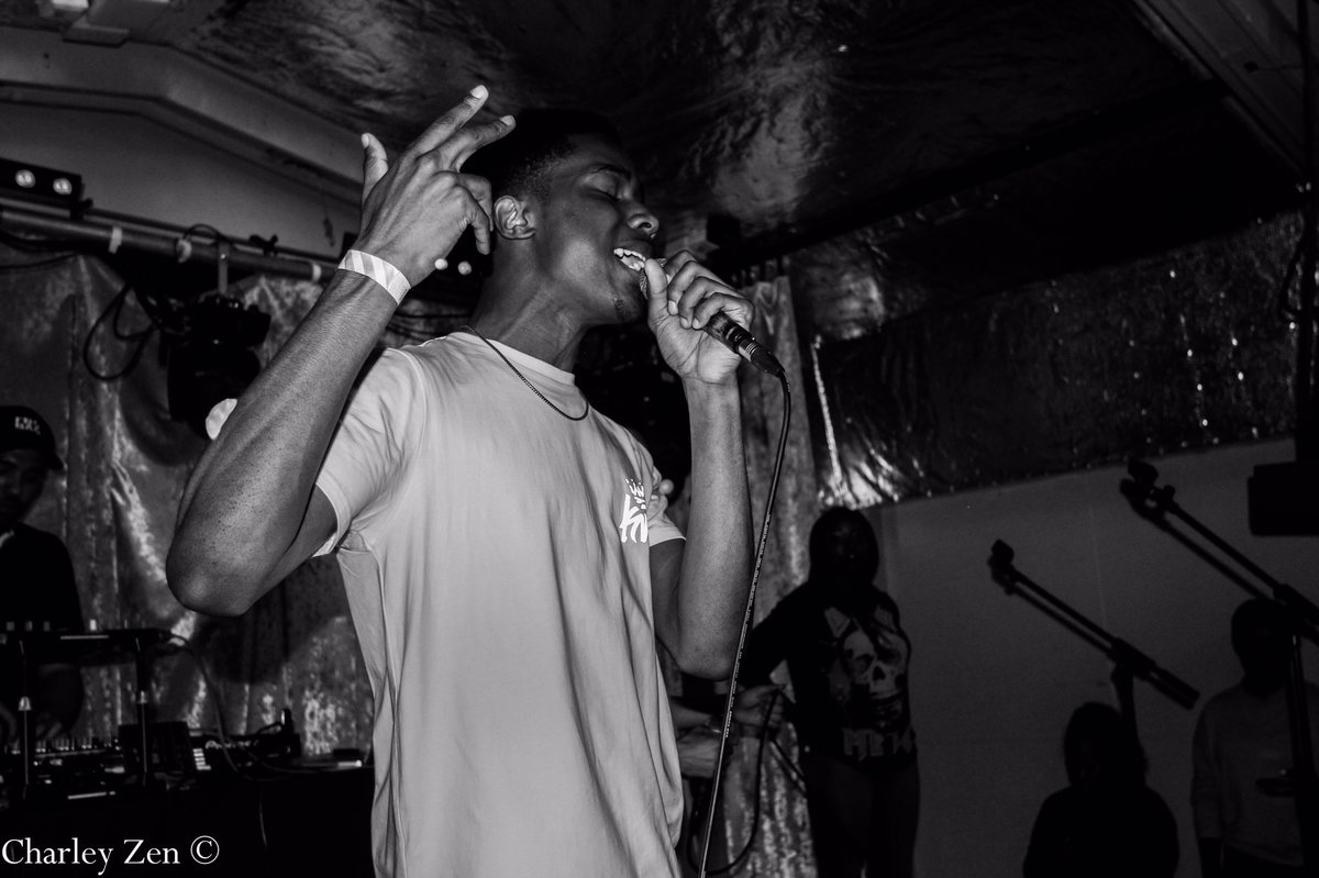 NicsMusicUK's tweet image. Thanks everyone who came to my EP Launch Party,  to @thsndslnd for having me and to all the artists who came to support | 📸: @charleyzen_