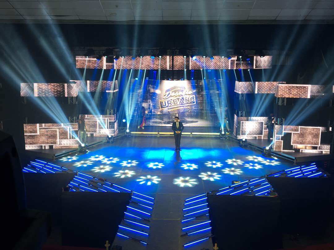 SinergiaTotal's tweet photo. #Montaje de #SetdeGrabación #Layher #Stage #Escenario #estructura https://t.co/Rbf4Vzucmr