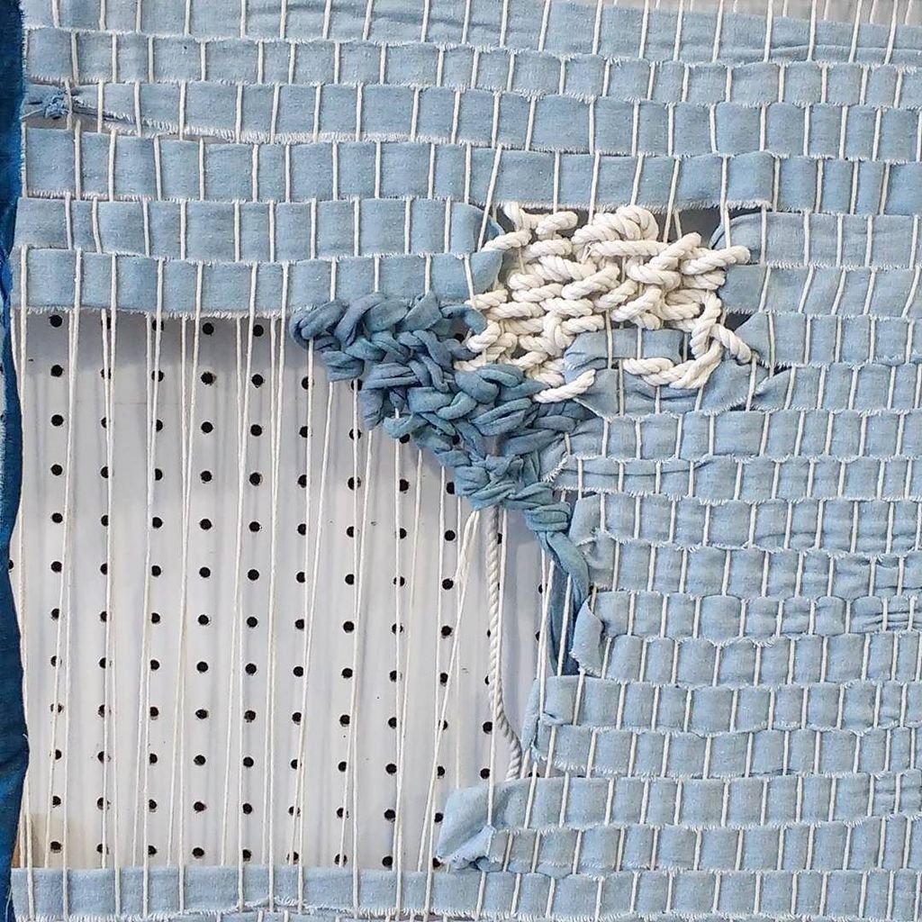 iamPGR's tweet photo. 🖌️I've got issues.
Andoneofthemishowmuchineedyou.
#textileart #textileartist #fiberart #fiberartist #texture #dstexture #abstraction #wea… https://t.co/LE9uhOf6i4