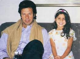 PatrolHiway's tweet photo. @imshee67 @Jemima_Khan If @ImranKhanPTI is an illegitimate father of #TyrianKhan then who fathered his two sons? #MatthewFreud #RussellBrand #GuyRitchie #HughGrant https://t.co/ARWZ8eoKBU