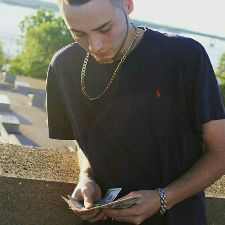BReel2012's tweet photo. #NewProfilePic https://t.co/dDXuFC18C9