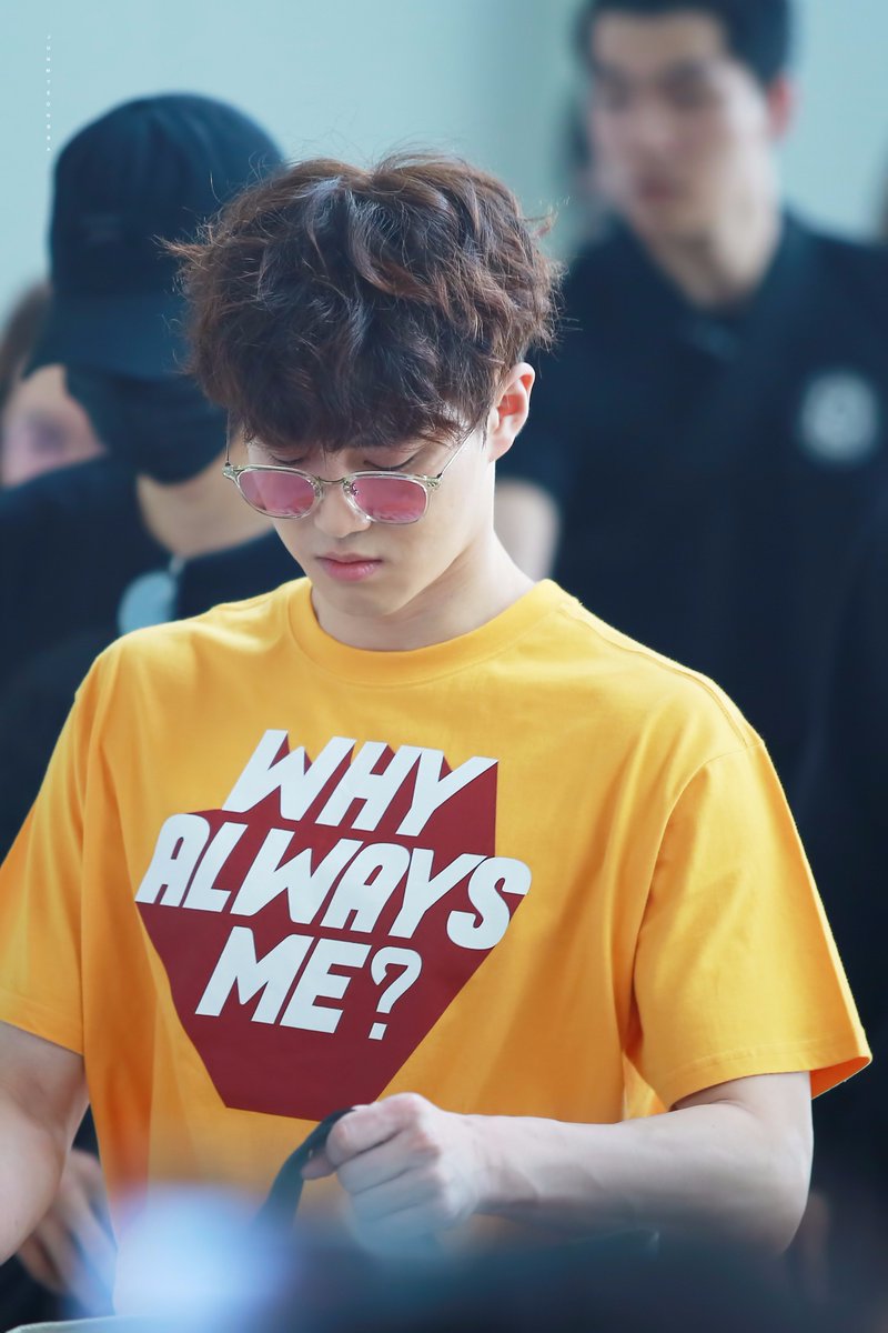 WHY ALWAYS ME?
#SUHO #수호 #준면
i.imgur.com/VRoDr5Q.jpg
