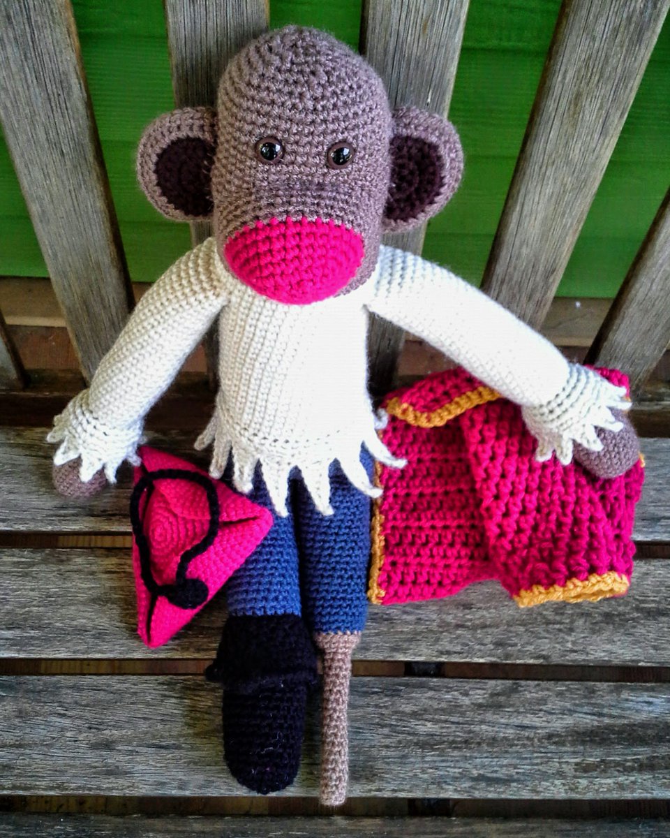 MiniMonkeyCreat's tweet photo. Happy #MonkeyMonday! Joro the #Pirate #Monkey incl $20 off #coffee from @jororoasting! https://t.co/OPM9hSUpWO #handmade #vegan #Zibbet 🏴‍☠️ https://t.co/qESMorcFFy
