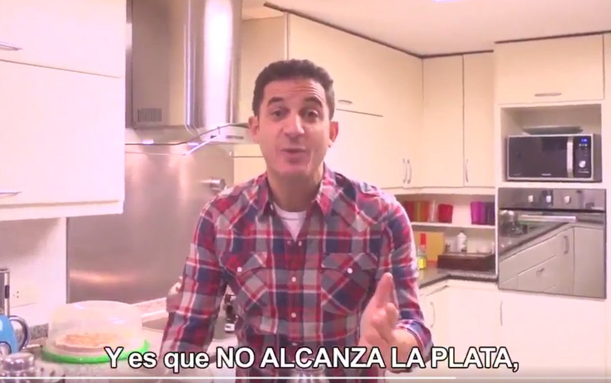 afvincenzi's tweet photo. Miren la cocina que se podía construir pagando 30$ de luz, gas y agua.
#Faaaaaaa https://t.co/rwCt9gxLXD