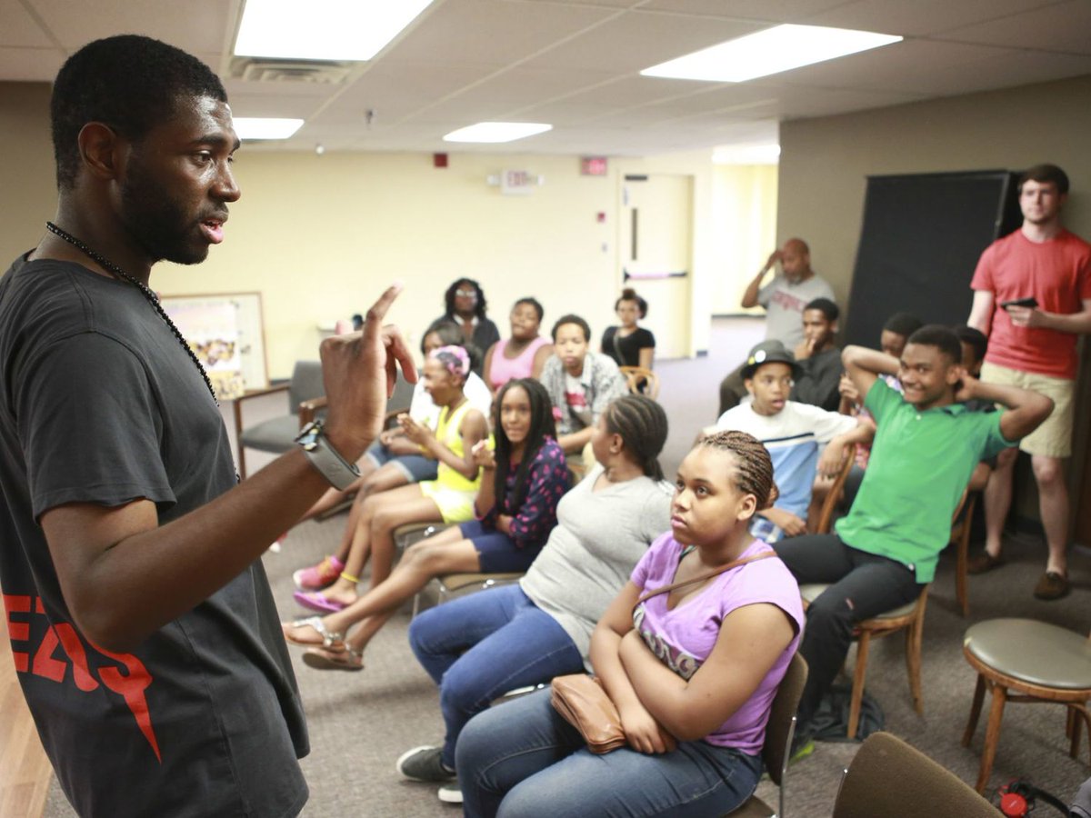 This week will be Session 5 with <a href="/jecoreyarthur/">Jecorey Arthur</a>! Check out the calendar page on our website and stay tuned for more.
upstartu.org/announcement/j…