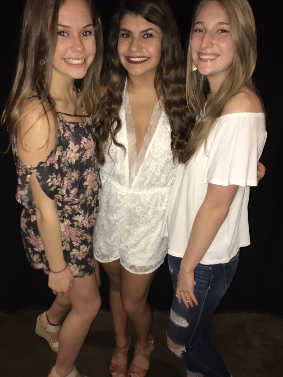 ellie_scha's tweet photo. happy birthday maddi ‼️ enjoy these professional photos of us 😫👌🏼 hope the day is great 💕 https://t.co/4JQl6dH8bu