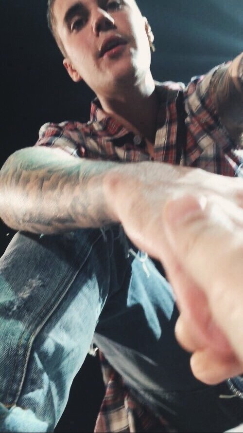 j. (@jdbiebergoal) on Twitter photo 
