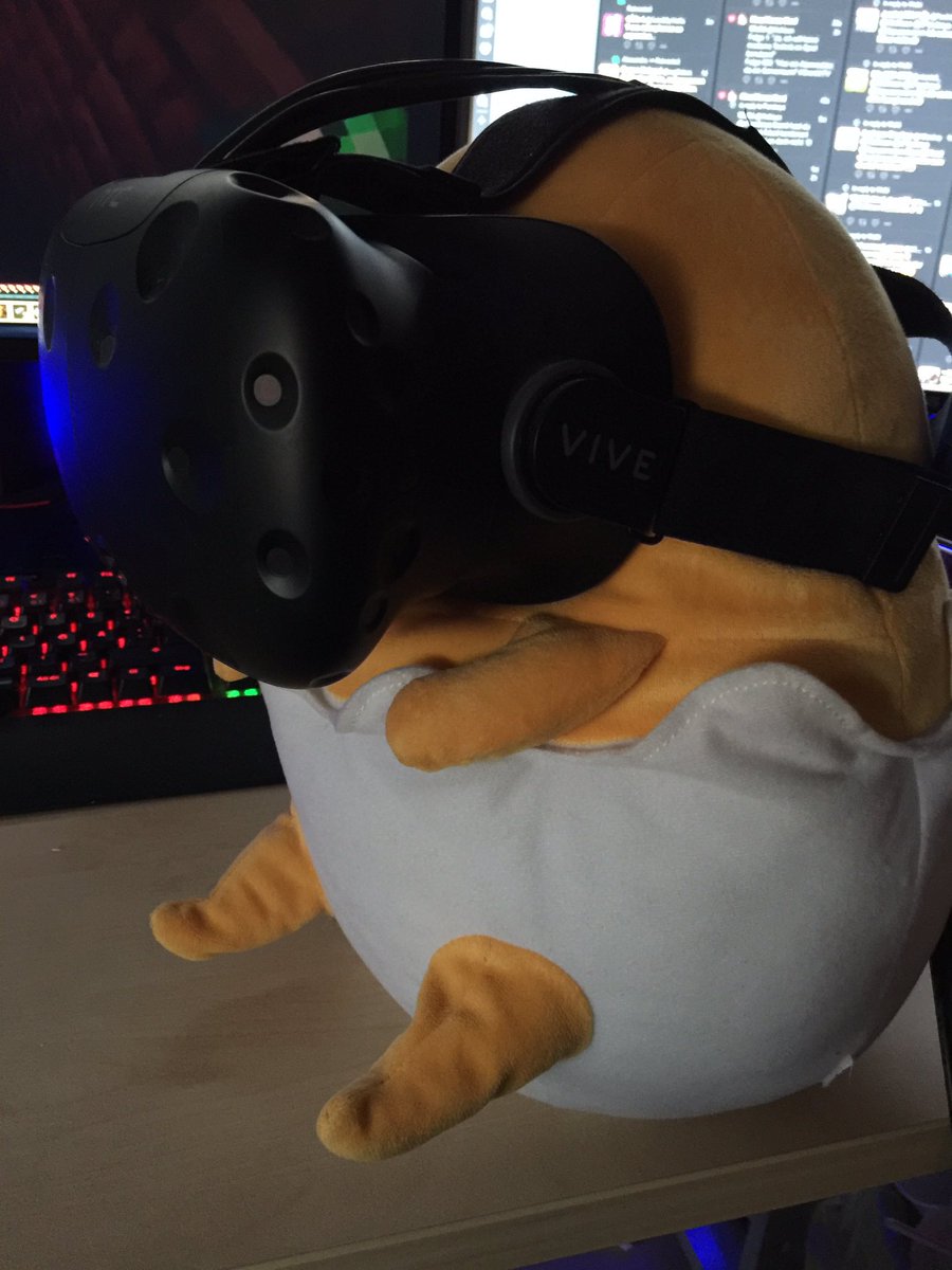 Ei Range probiert auch mal VR aus. Hoffen wir mal, dass er nichts kaputt macht dabei. @EiRangeOfficial <a href="/xPandorya/">Pandorya</a>