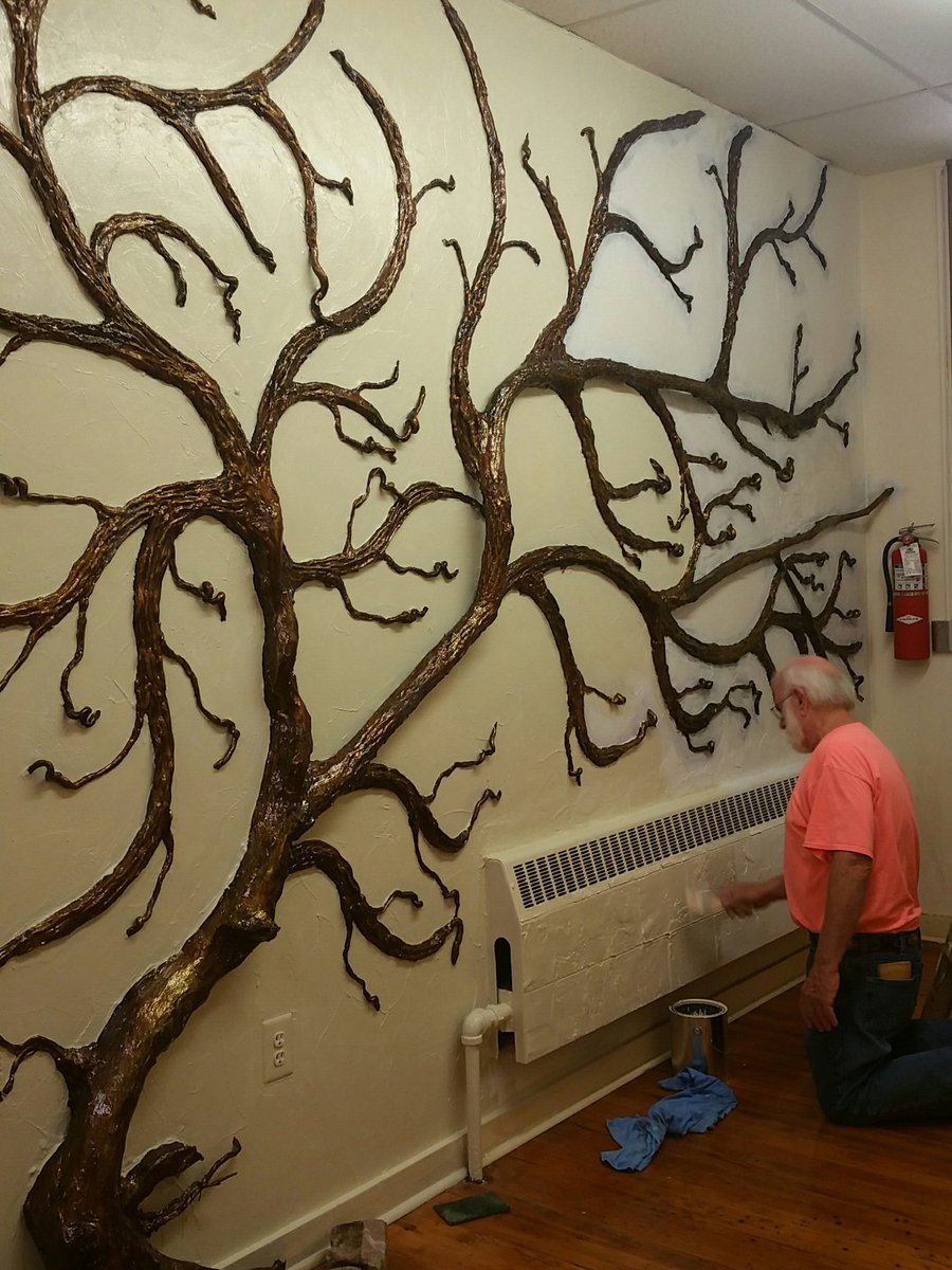 BluffParkAL's tweet photo. @riklazenby  working on The Tree of Life at @Artonthebluff main entrance. #bluffparkal https://t.co/10pcwDlQzZ