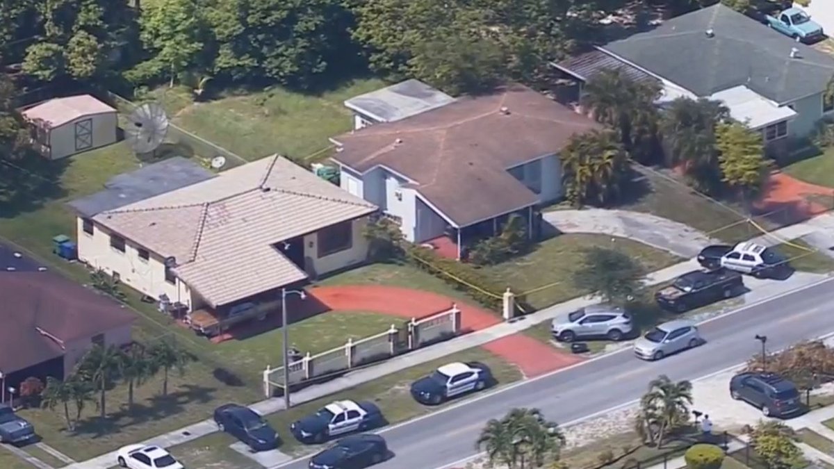 Man found dead in bathtub in northwest Miami-Dade bit.ly/2uDI1TO https://t.co/hBJTODkUFD