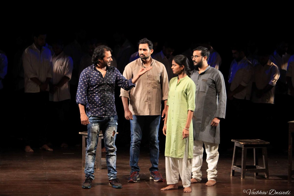 rahulkhanna1313's tweet photo. @maheshdattani #finalsolutions directed by @ArvindGaur at #SRC17 #asmitasummerfeatival2017. https://t.co/X0k3gA6ZlF