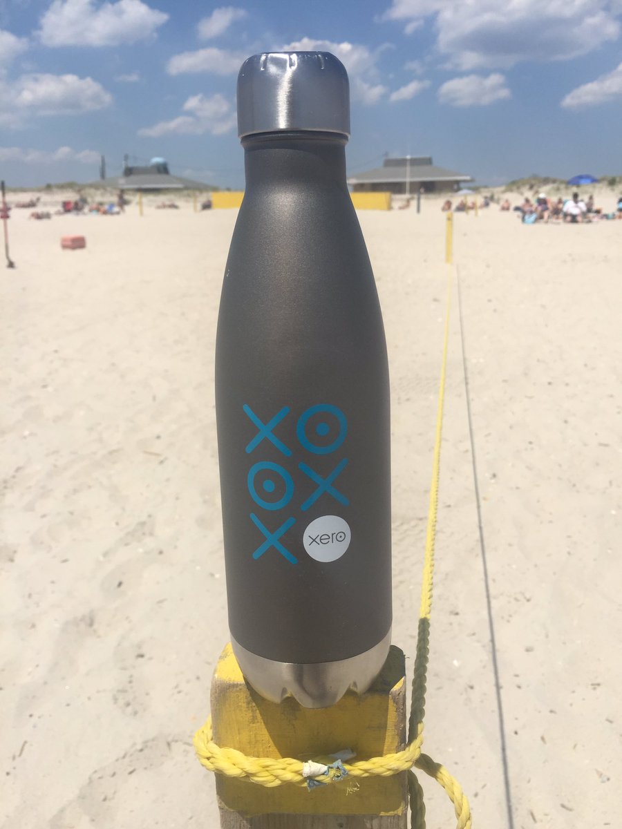 Bookkeeper360's tweet photo. Take @Xero to the beach and connect seamlessly on a sunny day #techsetter @roddrury https://t.co/kle4UjbK5f