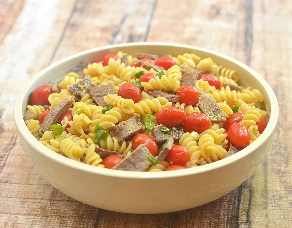 ORingsandthings's tweet image. Mongolian Beef Pasta Salad onionringsandthings.com/mongolian-beef…