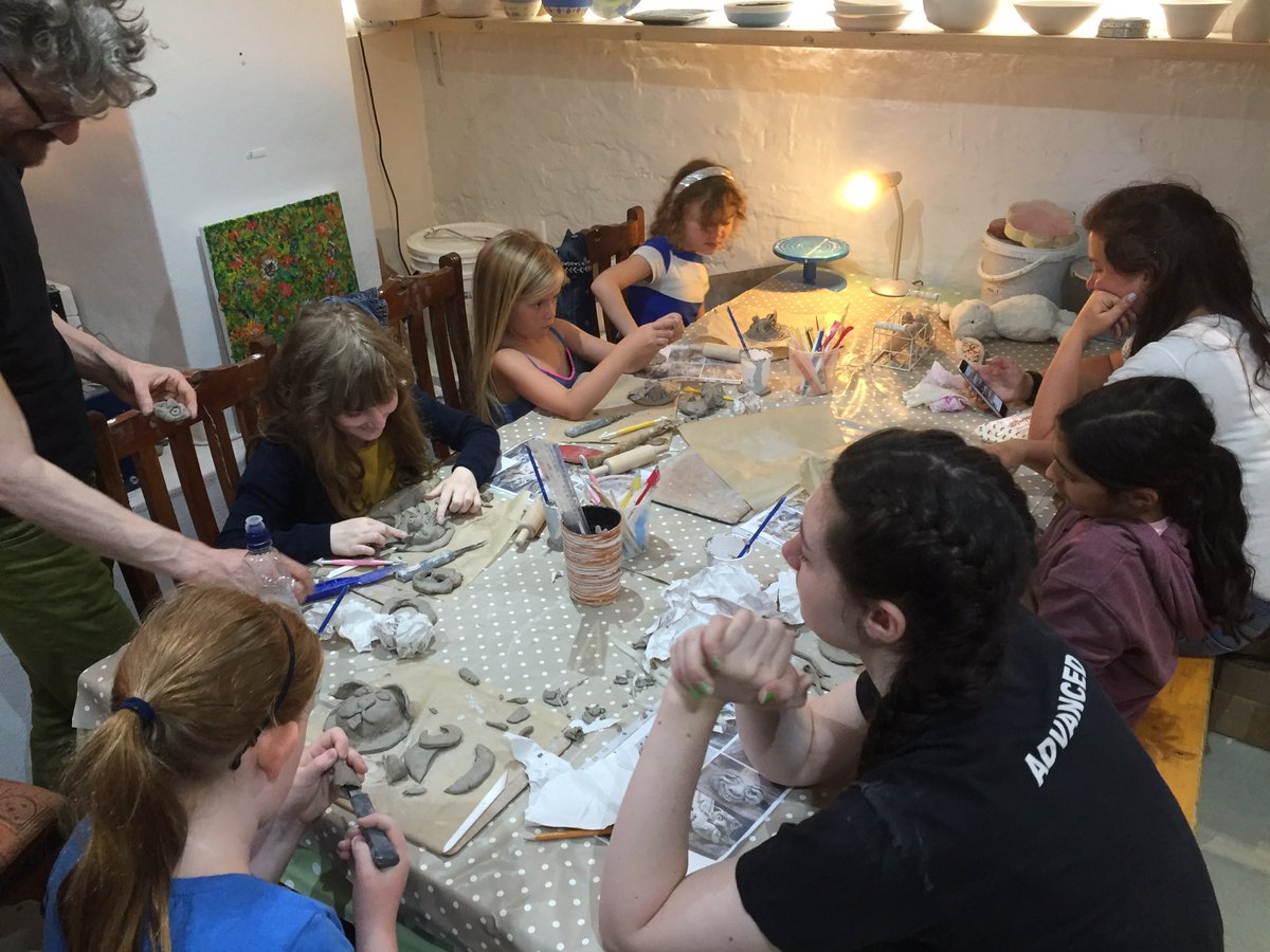 yatpottery's tweet image. @MNEastSussex Thanks for the follow. Lots of things for creative Mums and young makers @artandpottery #clayclub #painting #ceramics #hove