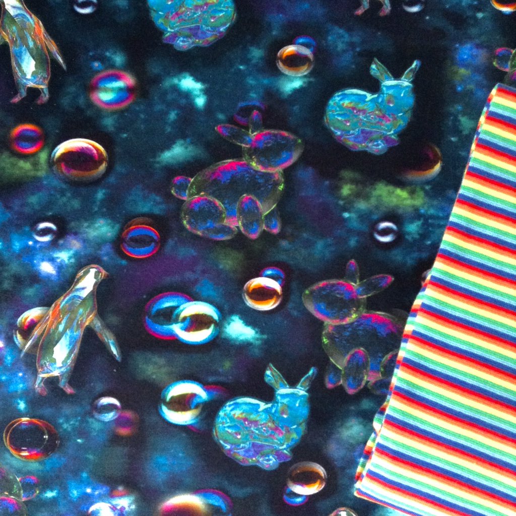 MeinBellchen's tweet image. It's been a while since I've had any new fabrics to show, but look what arrived today!!! 😍