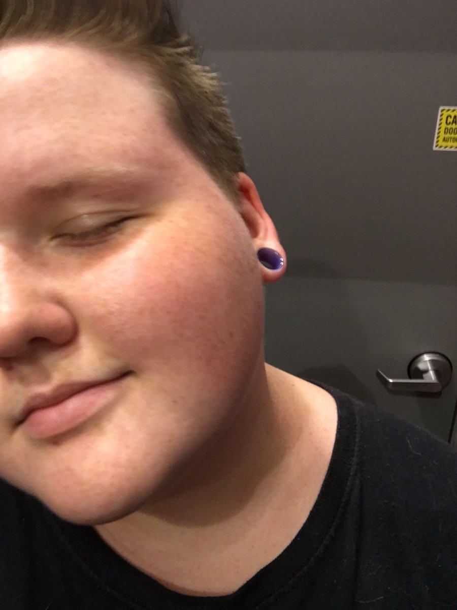 mooneurus's tweet image. aye !!!!