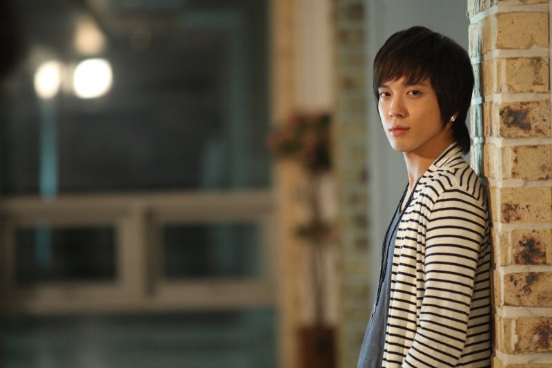 дорама мальчик по вызову. дорама мальчик по вызову фильм 2018. дорама мальчик по вызову. мальчик по вызову фильм 2018 япония. тори мацудзака.