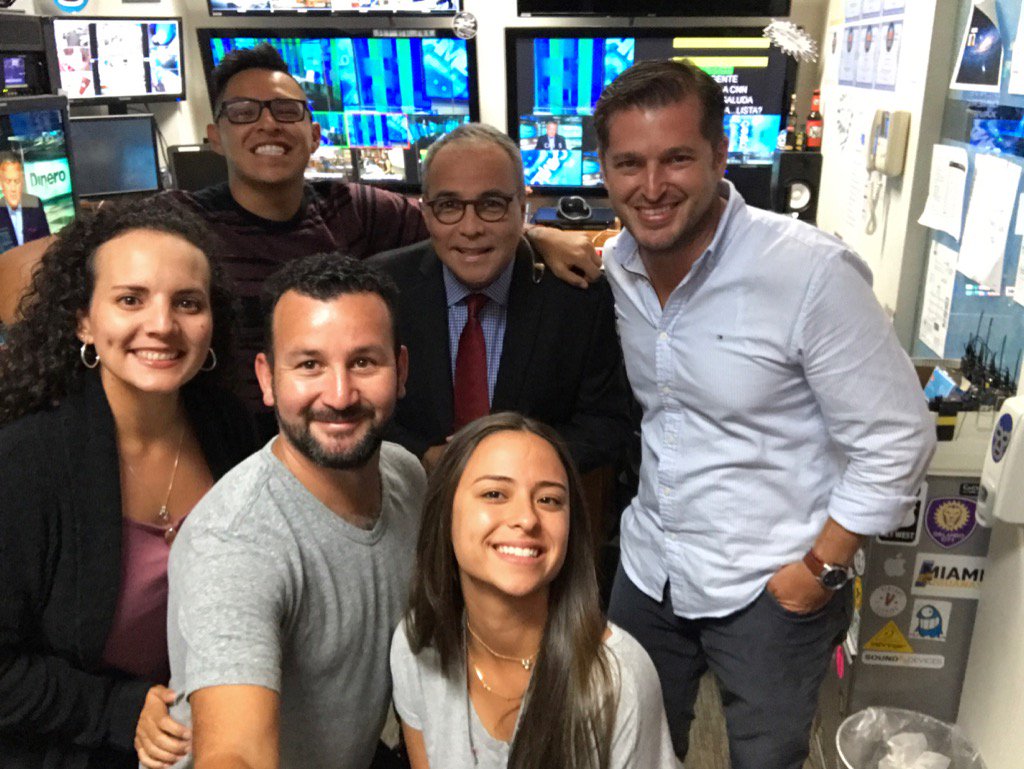 camilocnn's tweet photo. El equipo técnico de Camilo en Miami celebra el primer año. https://t.co/FWRuYD8qwk