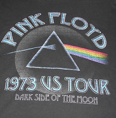 VisionsOfFloyd's tweet photo. Visions Of Floyd
Happy 4th.July to our American friends from VOF!
#FRIENDLYFLOYDFANS
#VOFIRISHFLOYDSHOW
#GREENHAMMERSONTHEMARCH https://t.co/e1qqMk2fXB