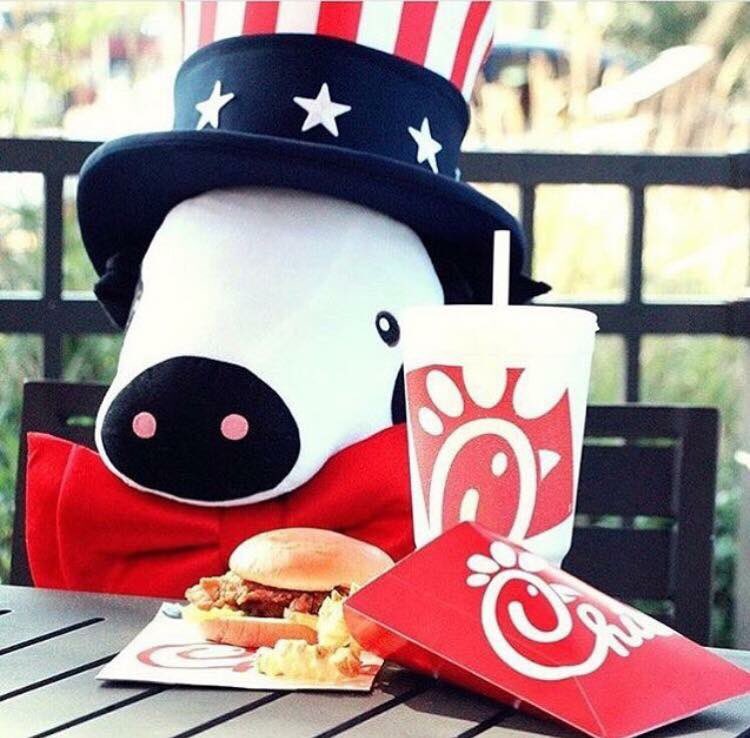CFAsudleymanor's tweet photo. 🇺🇸Tuesday, July 4th Hours: 10:30am-6:00pm🇺🇸 Have a fun &amp; safe holiday! https://t.co/OJ4eR6ZF0L