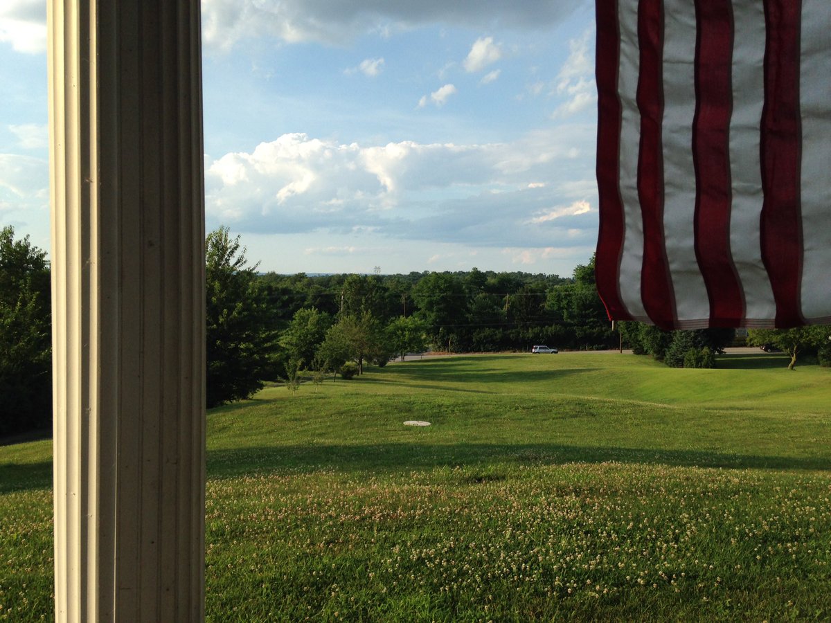 AugustinesGhost's tweet photo. I used to wonder why people would just sit in their porch and watch the world go by. Now I get it. https://t.co/2szNuiGnrk