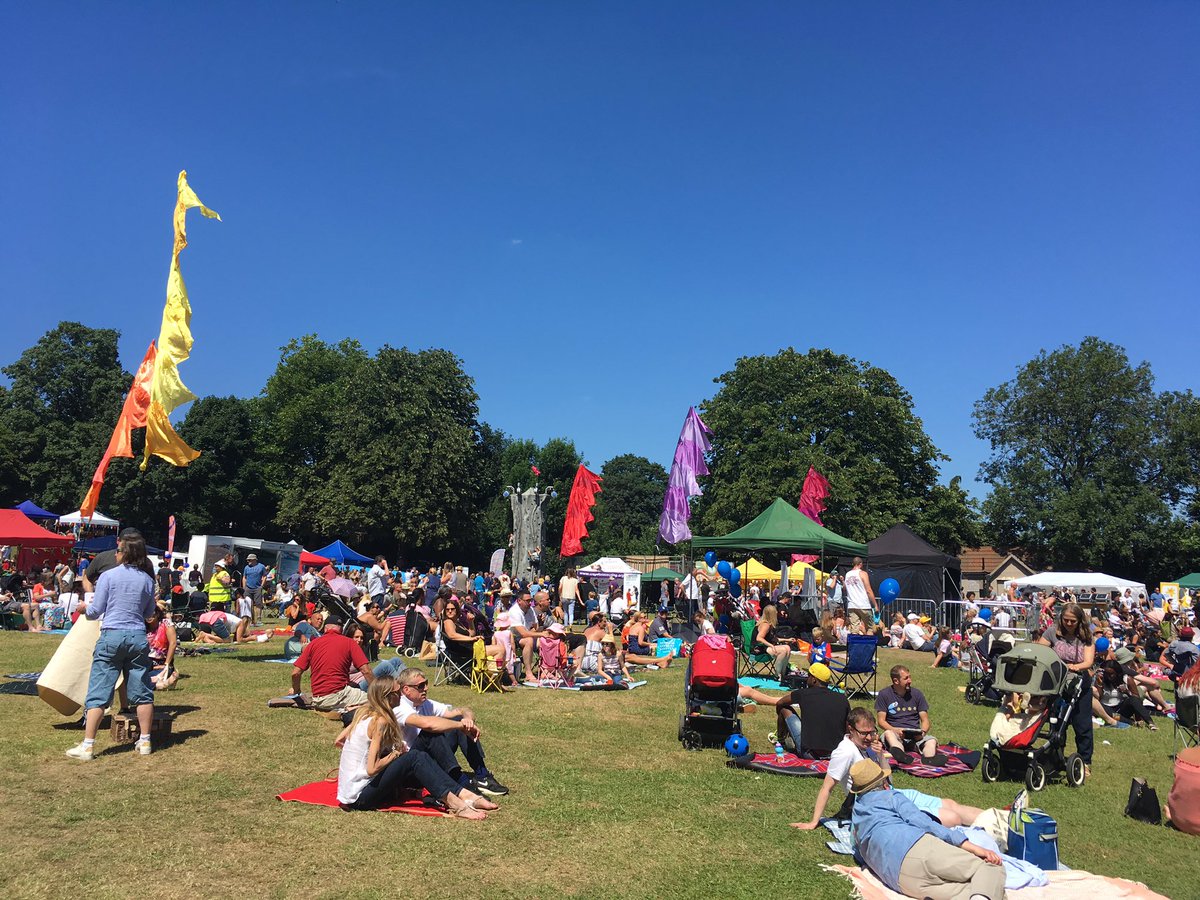 WendyAnnAger's tweet photo. Fairies, facepaint, music &amp; flags at @PurleyFestival weekend - truly our best Finale ever https://t.co/fggc40loEk