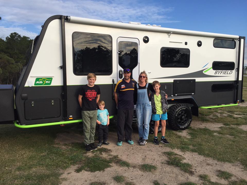 AusrvCaravans's tweet photo. What a great pleasure to hand over to Tom and Donna their brand new Byfield XT bunk caravan. 😀 #caravan #ausrv https://t.co/amYkEX5ubz