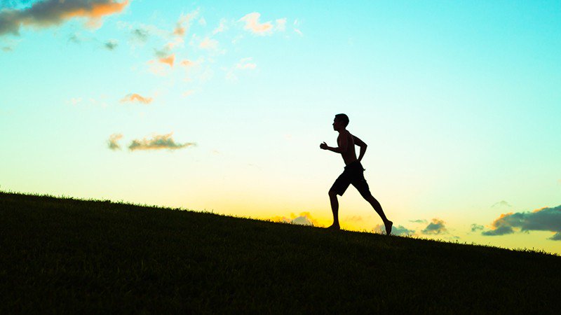 Outside_Run's tweet photo. Why hill repeats make you a better runner: https://t.co/1D1arwJkQX https://t.co/XB7tStAPNh