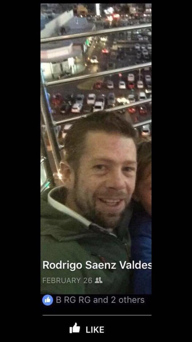 AnerolEH's tweet image. #LordSolares  Este Sr es el conductor del Tiida Rojo