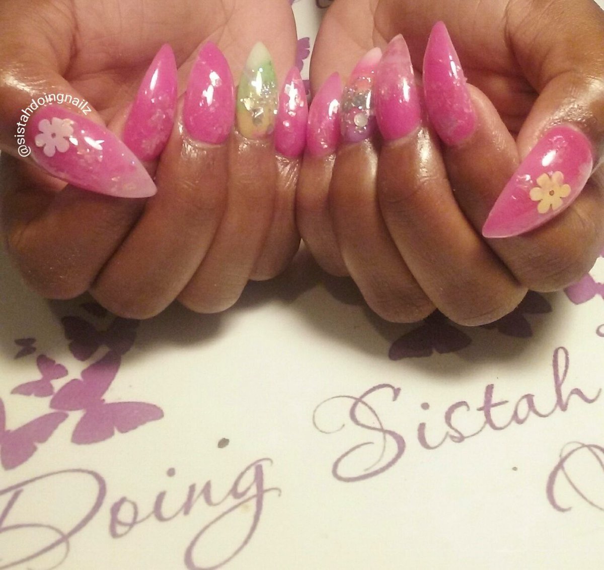 Sistahdoingnail's tweet photo. #nails #nailsart #nailspromote #nowbooking  #nails2inspire #naildesign #nailswag  #stonemountain #nailsonfleek #gwinnett #gelnails https://t.co/EGyJTilNon