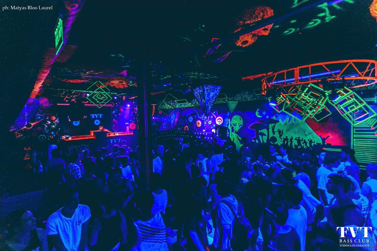 Esto es vox. Un lugar para encontrar a tu yo de otra galaxia.