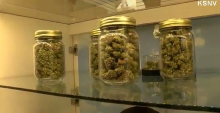 Nevada's pot business is up and running amid supply worries  bit.ly/2tjinnL https://t.co/nHMzjEZojC