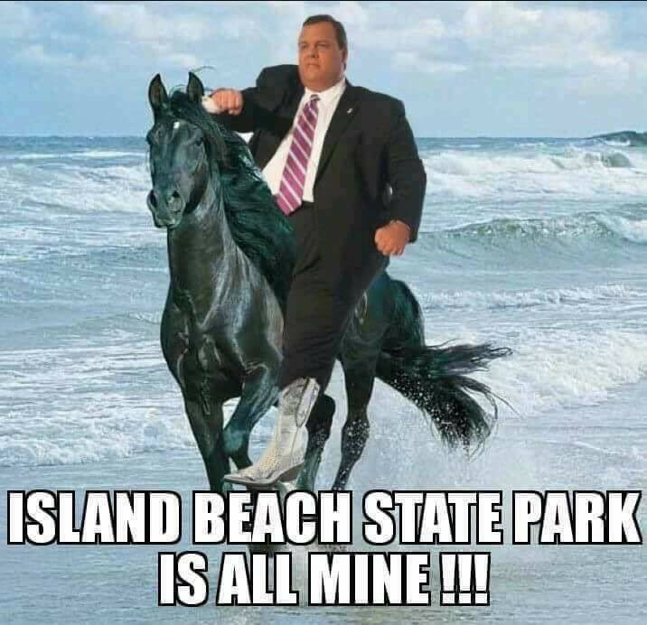 dezii527's tweet photo. #governmentshutdown #NewJersey 😂😂😂😂😂 https://t.co/0Jsg2wTVrc