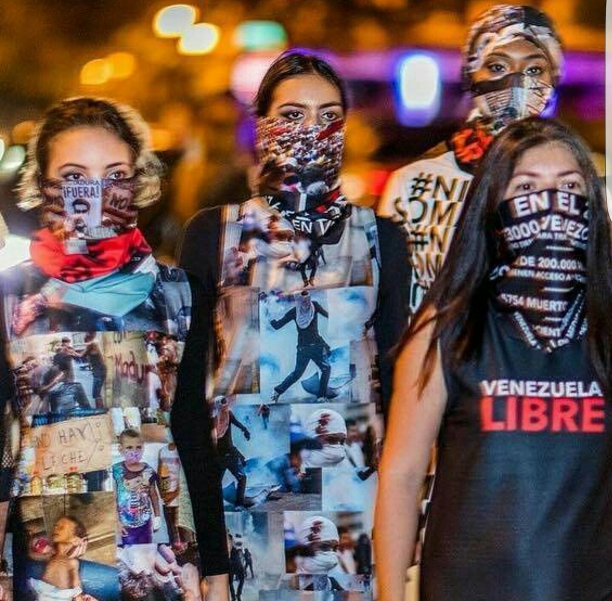 LaBellaHDP's tweet photo. Diseñadora Lisu Vega rinde homenaje a nuestros heroes! #TeamVene10 #TeamHDP #LaCalleEsLaSalida #EscuadronBAS https://t.co/zG6fAsDkgX