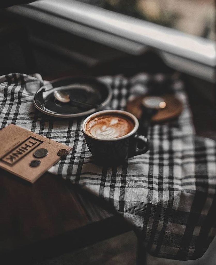 LoveEspressoUK's tweet photo. Good Morning Coffee ☕️ 
https://t.co/Xnmx7k5S70
Use #LECoffee to get featured
. 
. 
#coffeeshops #SlickBartender #coffeecup https://t.co/3cuKxaq9V5