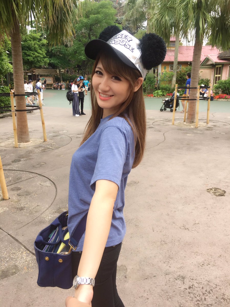 鈴虫君 Pa Twitter 彼女とディズニーデートなう に使っていいよ 彼女とデートなう