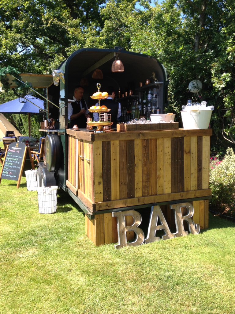 HorseBoxTails's tweet photo. Congratulations to all our June brides and grooms - Katie &amp; Matt, Jackie &amp; Karl, Jenny &amp; Jon and Kirstie &amp; Josh. #weddingbar #mobilebar https://t.co/w8KOcuN5R6